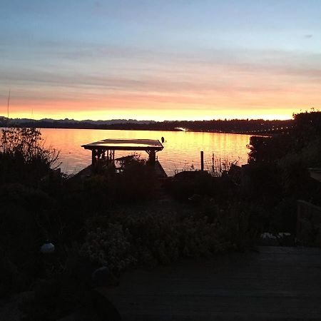 Fun Waterfront Home W/ Boat, Kayaks -Central Seattle! Kültér fotó