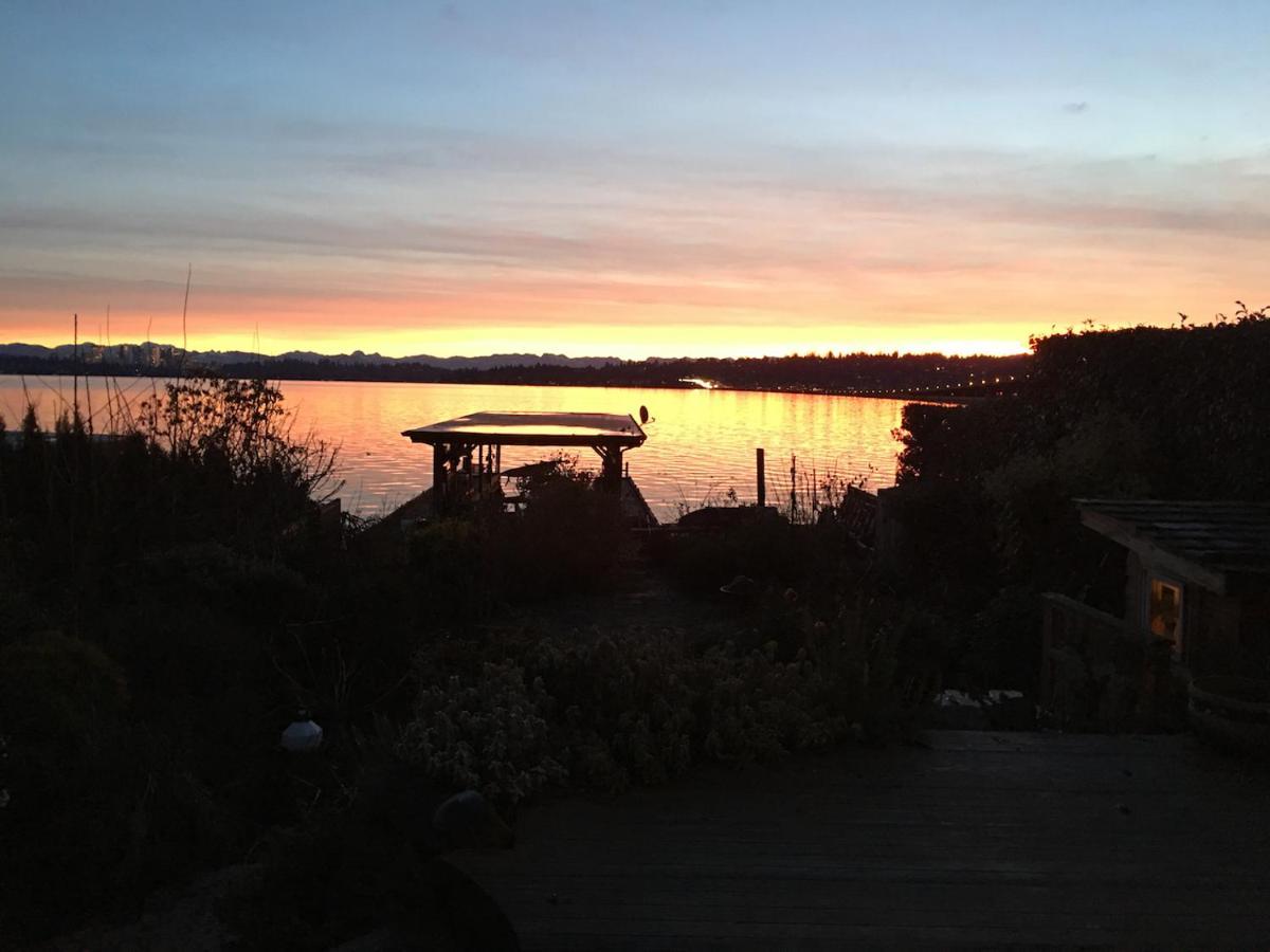 Fun Waterfront Home W/ Boat, Kayaks -Central Seattle! Kültér fotó